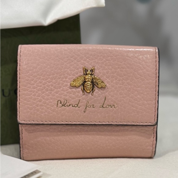 GUCCI Blind For Love Bee Accent Compact Wallet COA - Picture 10 of 16
